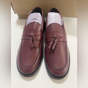 Urban Outfitters Tassle Loafer US 10